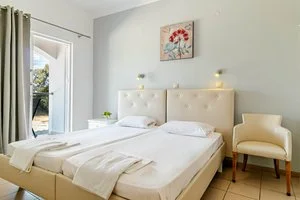 HOTEL PORTO MARINA – Kontokali