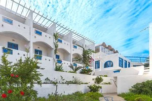 HOTEL BLUU BAHARI – Arkasa