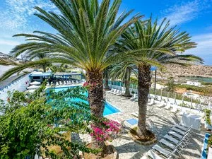 HOTEL BLUU BAHARI – Arkasa