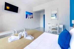 HOTEL BLUU BAHARI – Arkasa