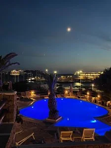 MAKIS PLACE HOTEL – Tourlos
