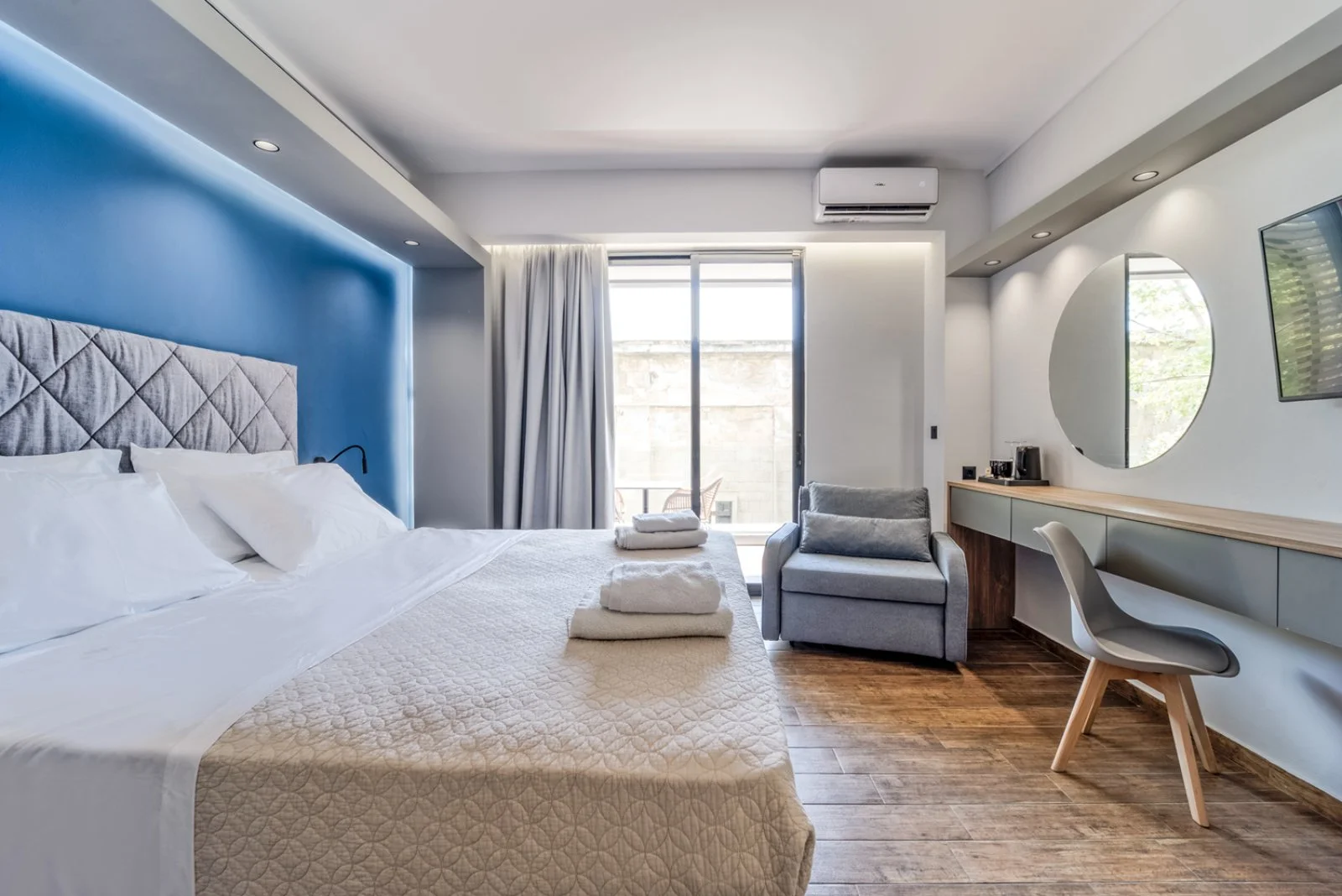 Island City Boutique Hotel 