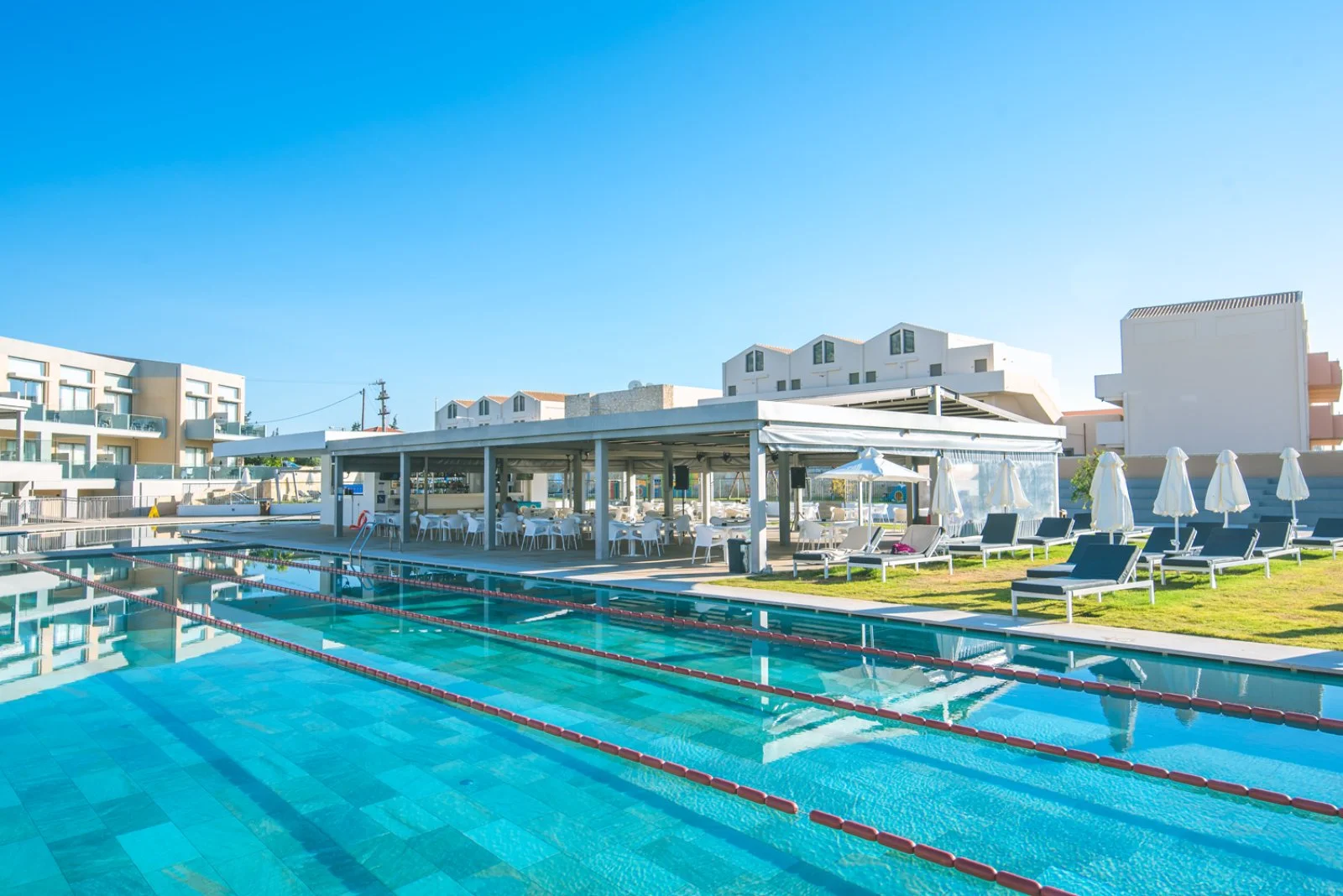 Hotel Kiani Beach Resort 