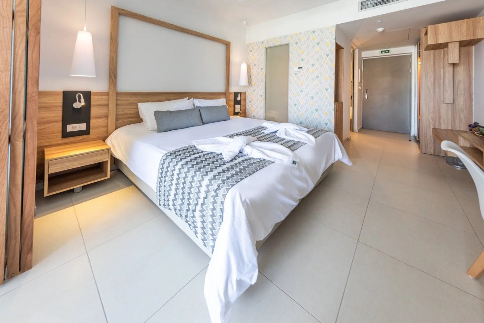 Hotel Kiani Beach Resort 