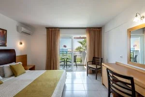 HOTEL MEDITERRANEO – Chersonissos