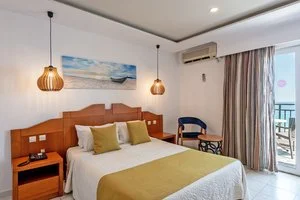 HOTEL MEDITERRANEO – Chersonissos
