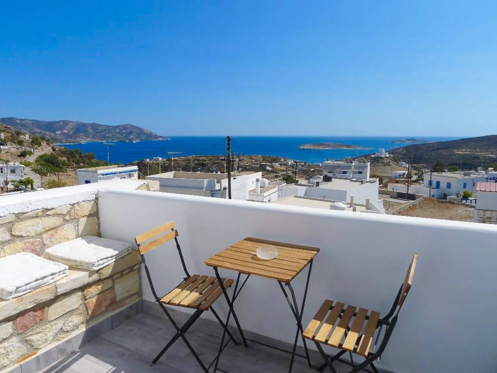 Maikro Parisi Studios 