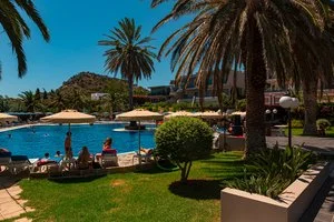 HOTEL CATHRIN – Rodi