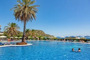 HOTEL CATHRIN – Rodi