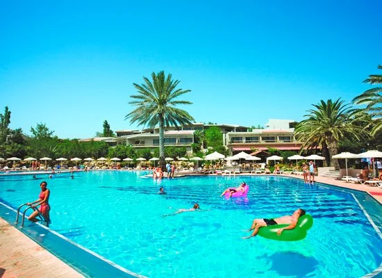 HOTEL CATHRIN – Rodi