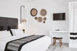 MR & MRS WHITE MYKONOS – Mykonos