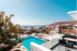 MR & MRS WHITE MYKONOS – Mykonos