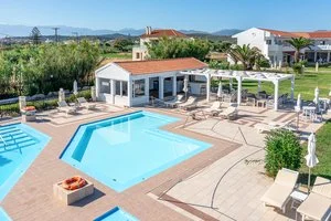 MRS CHRYSSANA BEACH HOTEL – Kolimvari