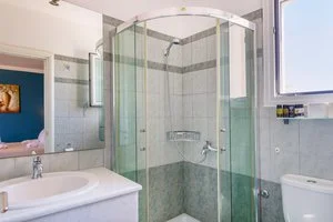 HOTEL SUNRISE BEACH SUITES – Ermopoli