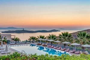 HOTEL SUNRISE BEACH SUITES – Ermopoli