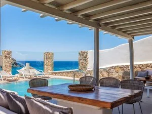 residence vista mare con piscina privata o jacuzzi