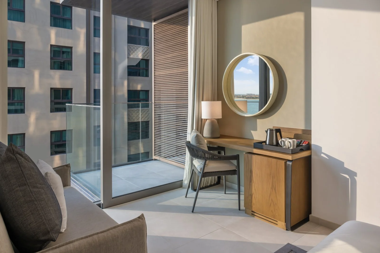 Radisson Beach Resort Palm Jumeirah - Camera Superior Con Vista Mare Parziale