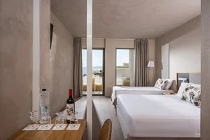 CORISSIA BEACH HOTEL – Georgioupoli