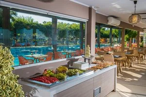 CORISSIA BEACH HOTEL – Georgioupoli