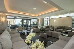 AMIRA LUXURY RESORT & SPA – Adelianos Kampos
