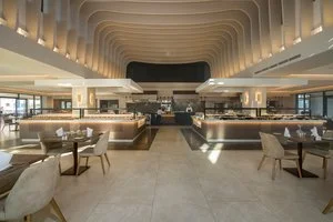 AMIRA LUXURY RESORT & SPA – Adelianos Kampos