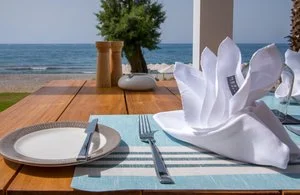 AMIRA LUXURY RESORT & SPA – Adelianos Kampos