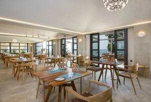 AMIRA LUXURY RESORT & SPA – Adelianos Kampos