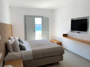 MANOULAS BEACH RESORT – Mikonos