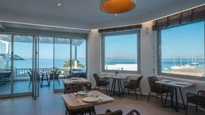 MANOULAS BEACH RESORT – Mikonos