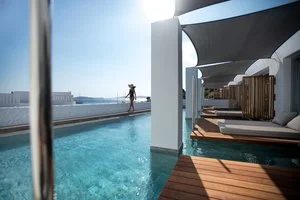 MANOULAS BEACH RESORT – Mikonos