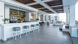 MANOULAS BEACH RESORT – Mikonos
