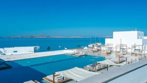 MANOULAS BEACH RESORT – Mikonos