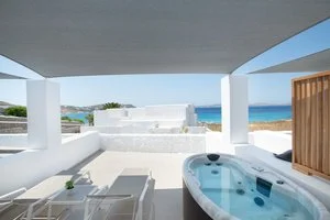 MANOULAS BEACH RESORT – Mikonos