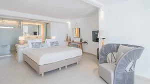 MANOULAS BEACH RESORT – Mikonos