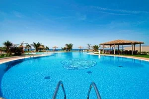 PLAZA BEACH – Nasso