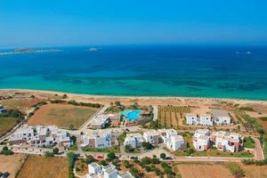 PLAZA BEACH – Nasso