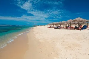 PLAZA BEACH – Nasso