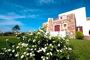 PLAZA BEACH – Nasso