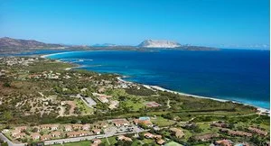 LI SUARI CLUB VILLAGE – San Teodoro