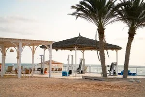 YATI BEACH RESORT – Medenina