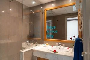 YATI BEACH RESORT – Medenina