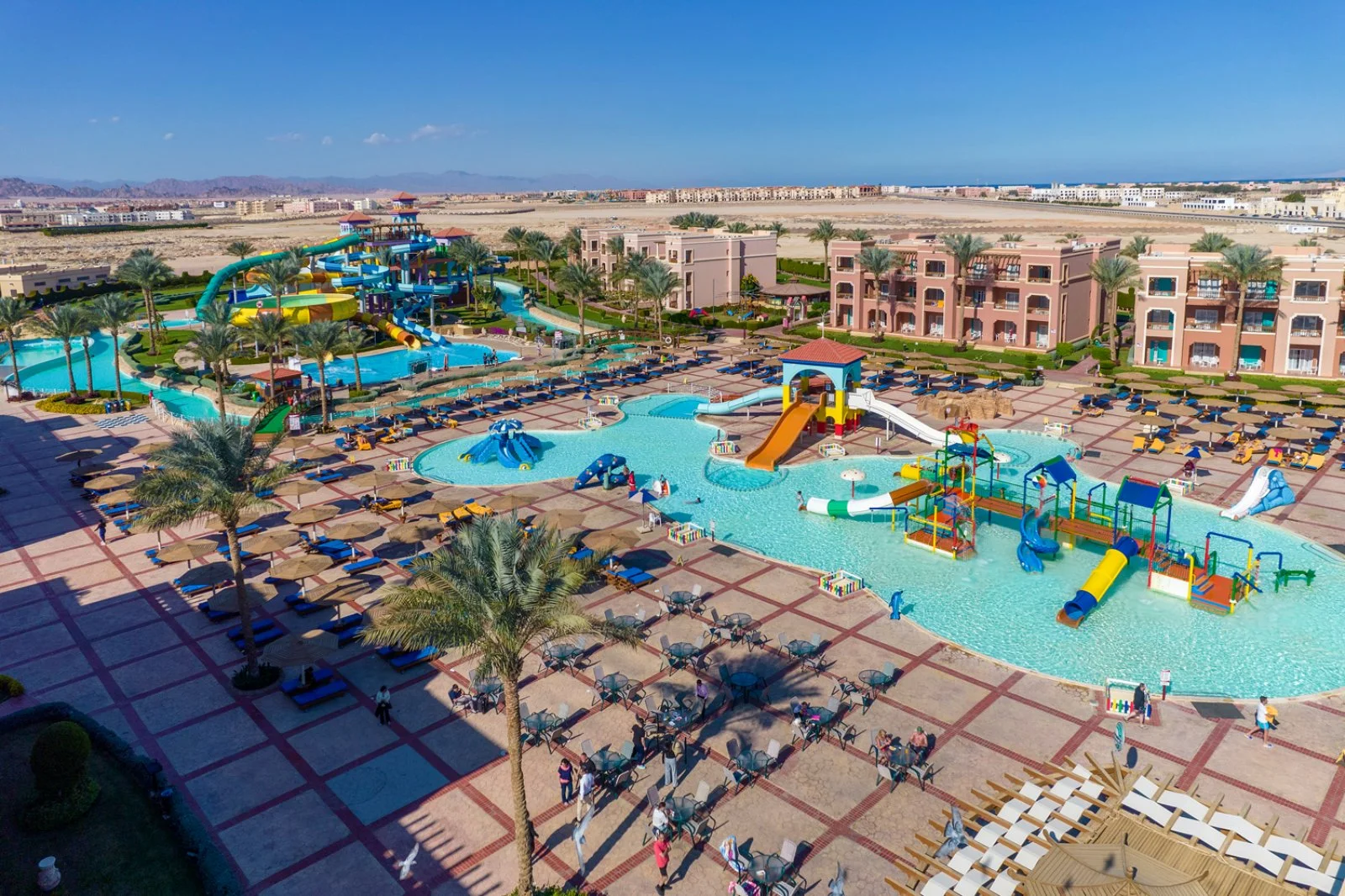 Charmillion Club Aquapark Reso 