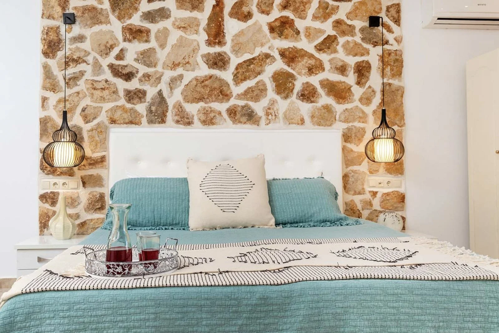 Golden Coast - Studio