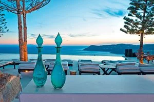 MYCONIAN UTOPIA – Mykonos