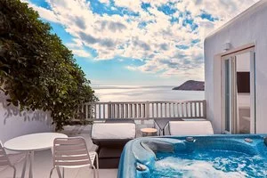 ROYAL MYCONIAN – Mykonos