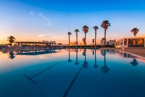 HOTEL AEOLOS BEACH – Coo
