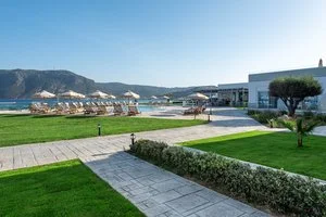ROYAL BAY – Onia