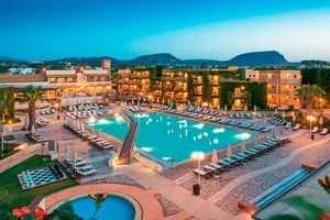 HOTEL BELLA BEACH – Agkisaras