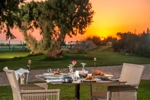 HOTEL BELLA BEACH – Agkisaras