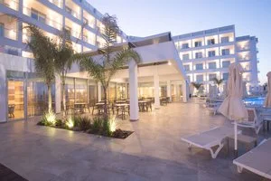 EVALENA BEACH HOTEL – Cipro